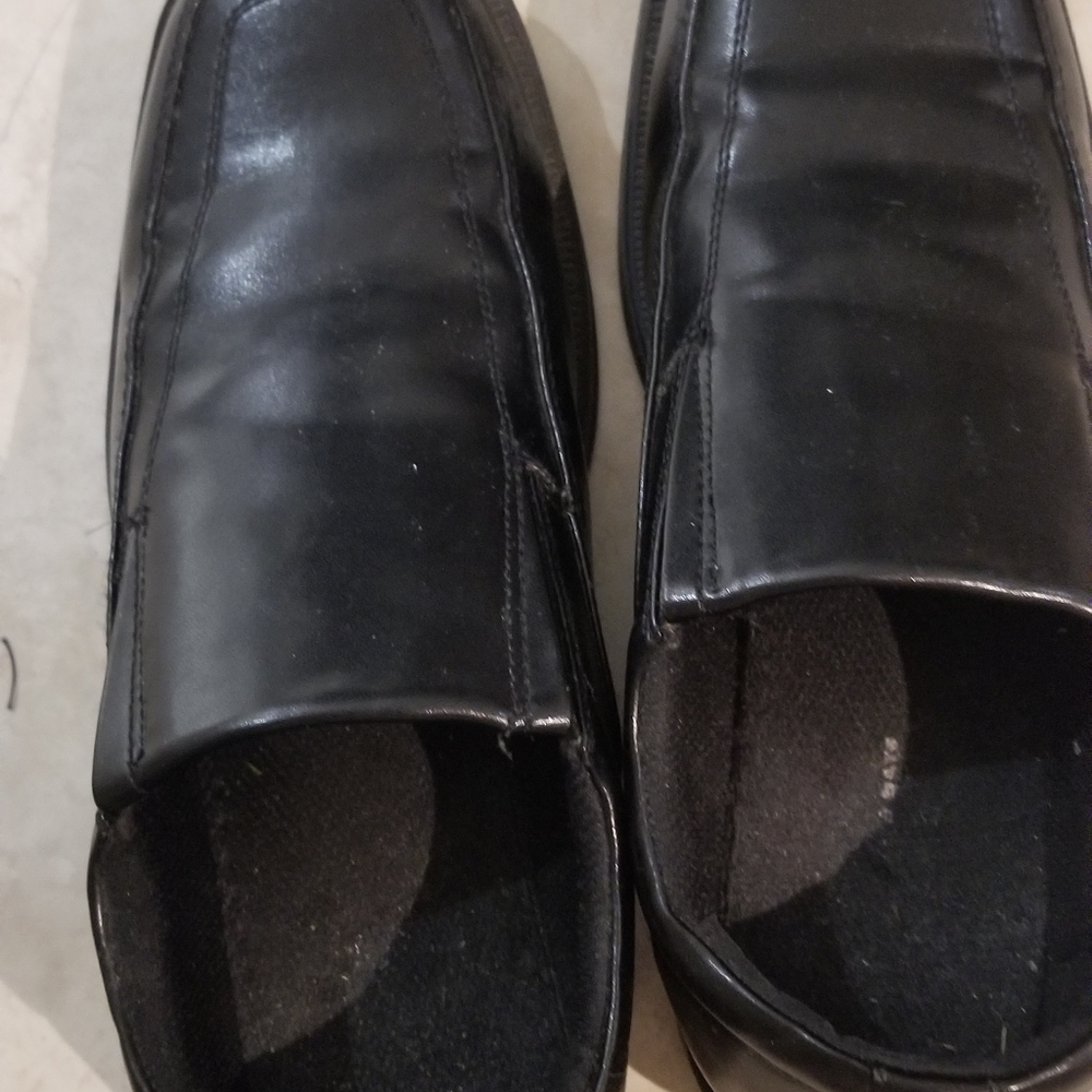 men shoes size 9